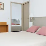 Hotel Du Parc Montsouris Parigi