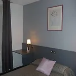 Du Parc Montsouris 3* Parigi