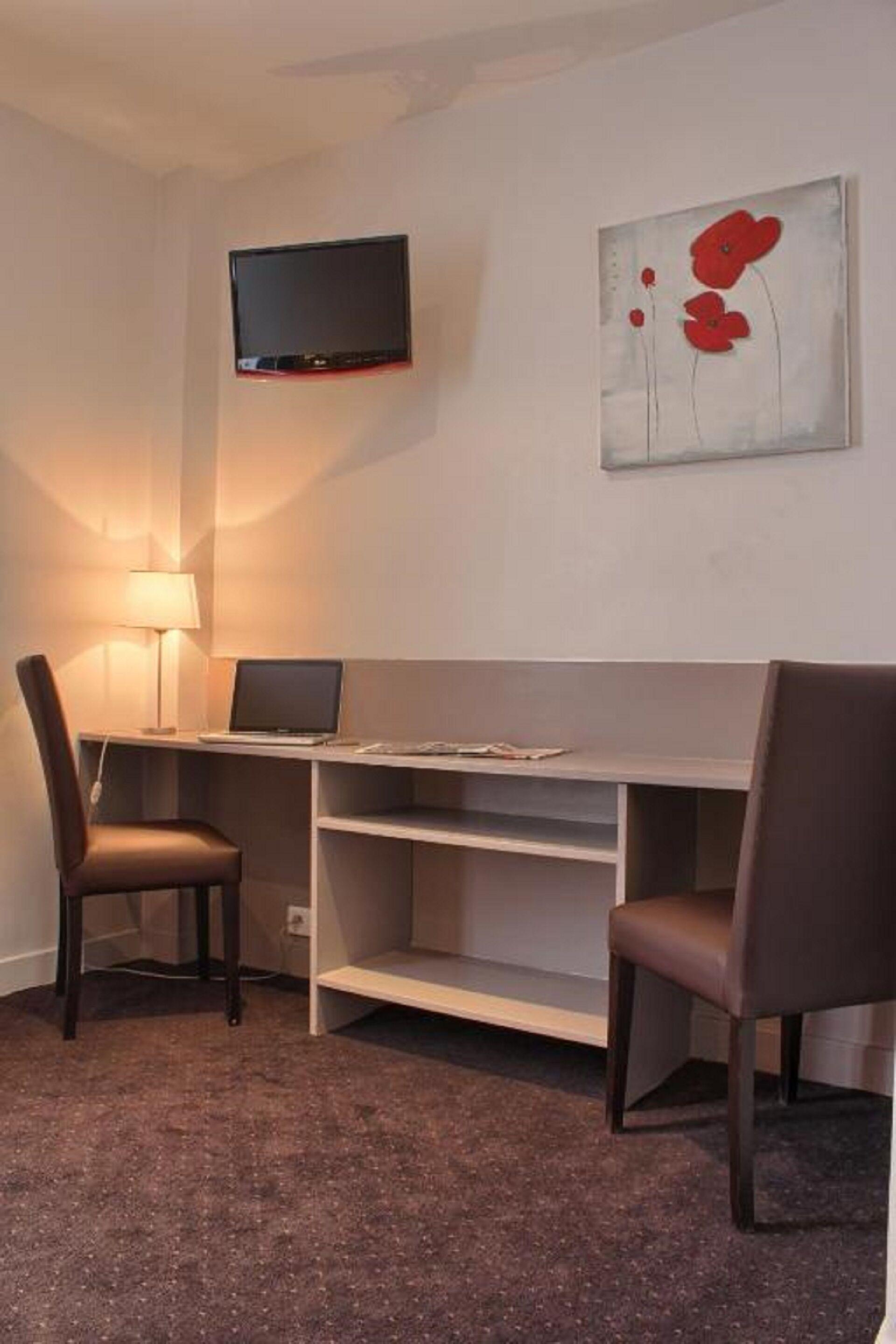 Du Parc Montsouris 3* Parigi